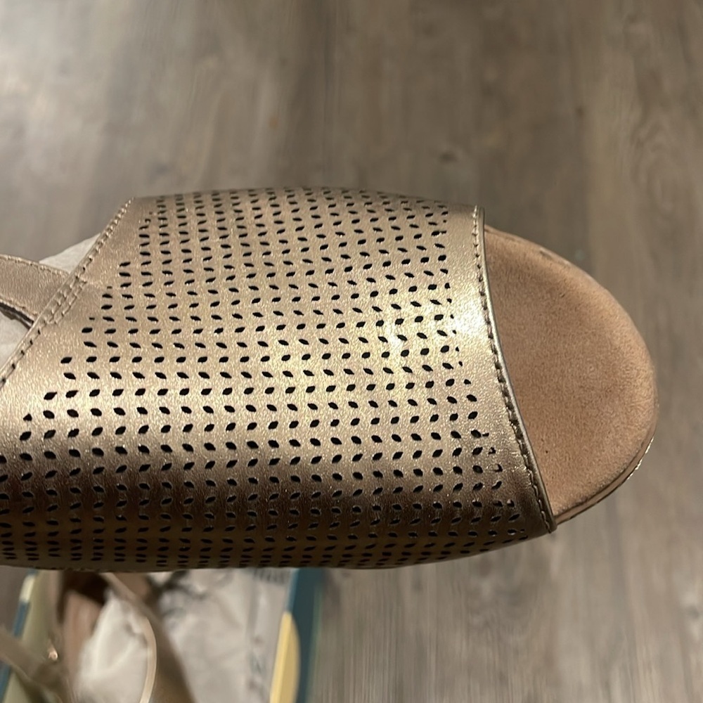 Earth Ballston Argon Metallic Leather 7.5 W - Picture 9 of 12